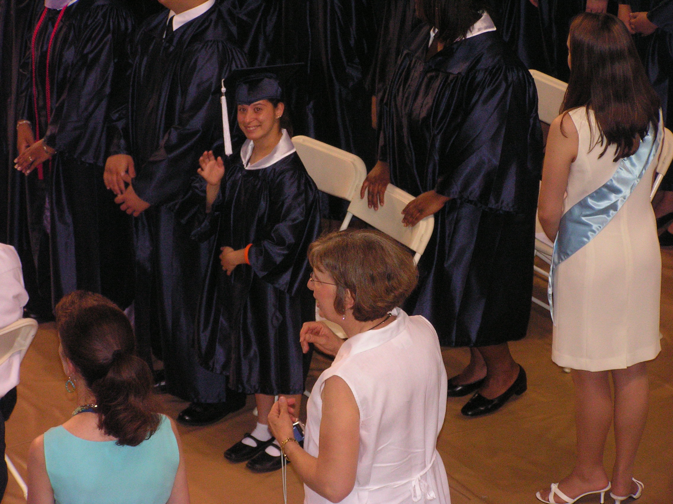 ./2006/Monica's Graduation/GraduationMonica6-9 0015.JPG